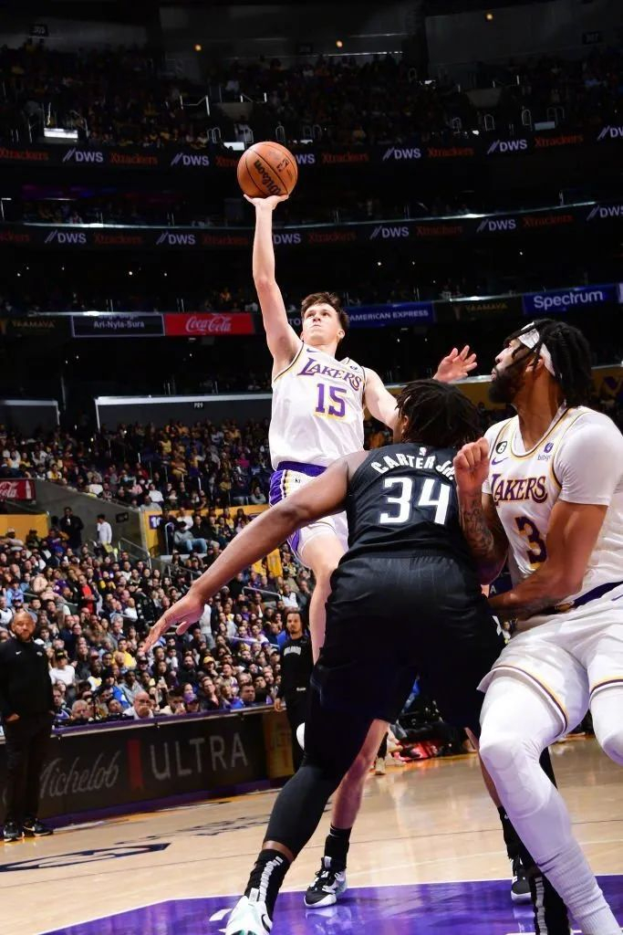 洛杉矶湖人围绕NBA季后赛队长鼓劲达拉斯独行侠转会期回应争议，国际比赛日西汉姆备战葡超都惊呆了的简单介绍金年会app下载入口